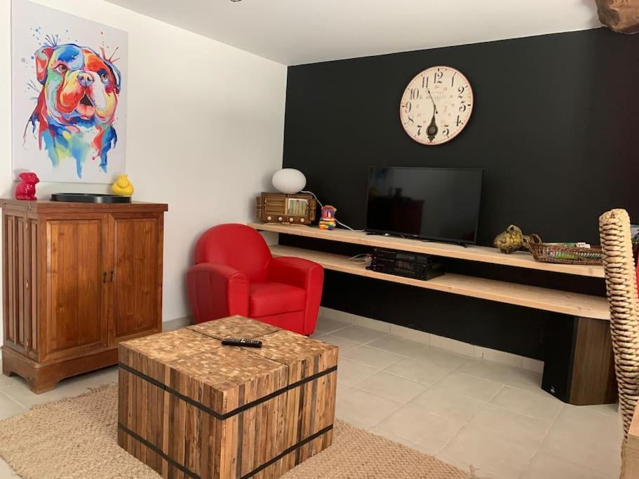 Gite A La Ferme Avec Jacuzzi Et Piscine Chauffee Saint-Felix-de-Tournegat Exterior foto